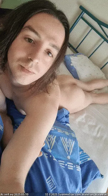 #Porn #Naked #Femboy #Ass 20250427_162117_1 GIF (Изображение из альбом Instant Upload)