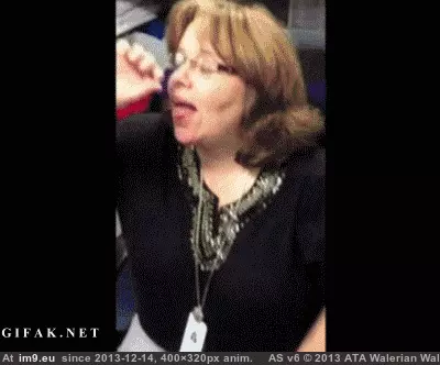 #Gifs #Prank #Funny [Funny] 35 Best Prank Gifs 5 GIF (Image de album My r/FUNNY favs))