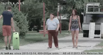 #Gifs #Prank #Funny [Funny] 35 Best Prank Gifs 7 GIF (Image de album My r/FUNNY favs))
