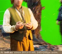 #Funny #Rude #Hobbit [Funny] A Rude Hobbit 1 GIF (Image de album My r/FUNNY favs))