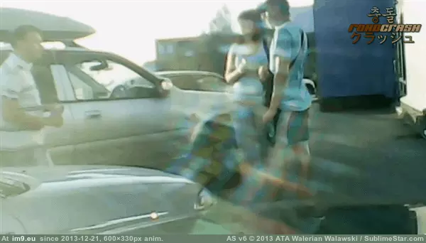 #Funny #Mirror #Fixed #Guys [Funny] At least he fixed the guys mirror after. GIF (Image of album My r/FUNNY favs))