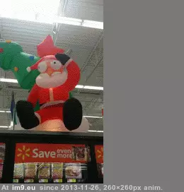 #Funny #Walmart #Local [Funny] At my local Walmart... GIF (Image de album My r/FUNNY favs))