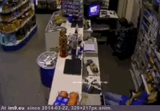 #Funny #Give #Cashier #Fuck [Funny] Cashier doesn't give a fuck GIF (Image of album My r/FUNNY favs))