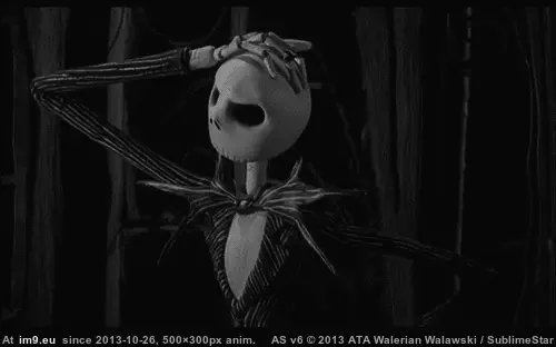 #Funny #Year #Christmas #Halloween #Movie #Not [Funny] EVERY YEAR: 'Not sure if Halloween movie or Christmas movie...' GIF (Image de album My r/FUNNY favs))