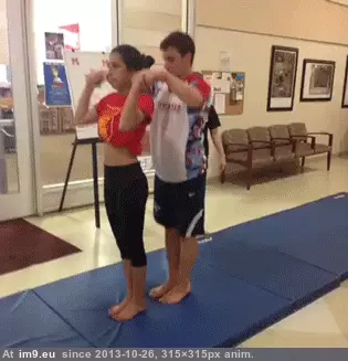 #Funny #Expression #Priceless #End [Funny] Her expression at the end...priceless. GIF (Imagen de album My r/FUNNY favs))