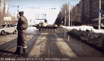 #Funny #Supposed #Tank #How [Funny] How do I supposed to tank? GIF (Image de album My r/FUNNY favs))