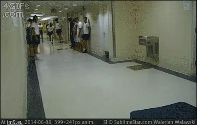 #Funny #School #Mattress #Day [Funny] Mattress day at school GIF (Image de album My r/FUNNY favs))