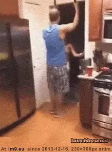 #Funny  #Nope [Funny] Nope GIF (Obraz z album My r/FUNNY favs))