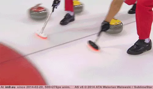 #Funny #Recorded #Curling #Injury [Funny] The first and only recorded curling injury. GIF (Obraz z album My r/FUNNY favs))