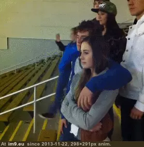 #Funny #Strong #Force #One [Funny] The force is strong with this one. GIF (Image de album My r/FUNNY favs))