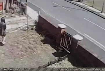 #Funny  #Impress [Funny] This will impress her. GIF (Obraz z album My r/FUNNY favs))