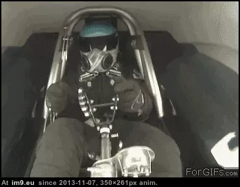 #Funny  #Shit [Funny] Well... shit. GIF (Imagen de album My r/FUNNY favs))