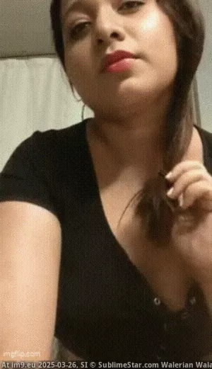 #Slut #Horny #Bitch #Juicy #Fuckme #Bigtits #Desi Horny Bitch Debaleena GIF (Obraz z album Instant Upload)