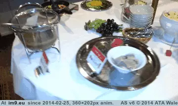 #Day #Life #Porter #Night #Hotel [Mildlyinteresting] A 'day' in the life of a hotel night porter 8 GIF (Image of album My r/MILDLYINTERESTING favs))