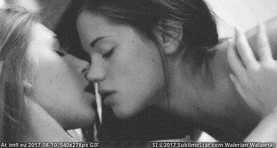 #Kiss #Nsfw [Nsfw GIF] The Best Kiss GIF (Изображение из альбом My r/NSFW favs)