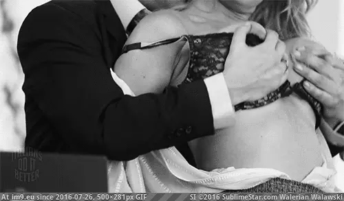 #500x281 #Animated tumblr_ng7xkoijNT1revz5to1_500 GIF (Obraz z album XXX))