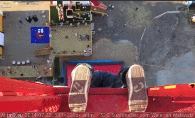 #Wtf #Jump #Meter #Bag [Wtf] 52 meter bag jump GIF (Image de album My r/WTF favs))