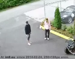 #Wtf #Acid #Face [Wtf] Acid in the face GIF (Obraz z album My r/WTF favs))