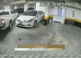 #Wtf #Problem #Parking #Bad [Wtf] Bad parking? No problem. GIF (Изображение из альбом My r/WTF favs))