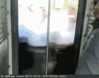 #Wtf #Train #Boarding #India [Wtf] Boarding a train in India. GIF (Image of album My r/WTF favs))