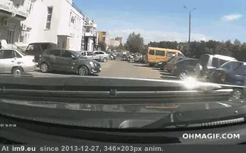 #Wtf #Level #Kamikaze #Driving [Wtf] Driving level: kamikaze GIF (Image of album My r/WTF favs))