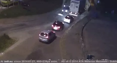 #Wtf #Man #Drunk #Windshield #Drives #Cyclist #6km #Dead #Hanging #Brazil [Wtf] Drunk Man in Brazil Drives 6km with dead cyclist hanging through his windshield. GIF (Obraz z album My r/WTF favs))
