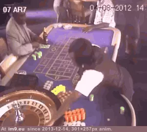 #Gifs #Ball #Foul #Wtf [Wtf] Foul ball [X-post: -r-gifs] GIF (Bild von album My r/WTF favs))