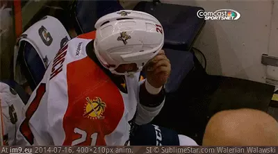 #Wtf #Pulling #Hockey #Players #Teeth [Wtf] Hockey players pulling out their own teeth. 1 GIF (Image of album My r/WTF favs))