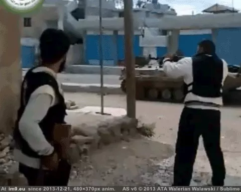 #Wtf #Face #Man #Slow #Motion #Blown #Gore #Off #Warning #Nsfl [Wtf] Man gets face blown off in slow motion [WARNING : GORE] [NSFL] GIF (Obraz z album My r/WTF favs))
