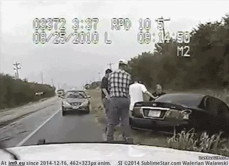#Wtf #Sir #Insuran #Shit [Wtf] Sir, Let me see your insuran... OH SHIT! GIF (Изображение из альбом My r/WTF favs))