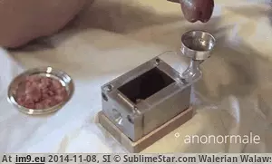 #Wtf #Uterine #Box [Wtf] The uterine box 1 GIF (Image of album My r/WTF favs))
