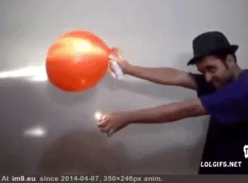 #Wtf #Guy #Idiot #Fucking [Wtf] This guy is a fucking idiot. GIF (Image of album My r/WTF favs))