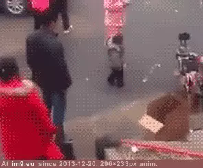 #Wtf #Tough #Guy [Wtf] Tough guy GIF (Bild von album My r/WTF favs))